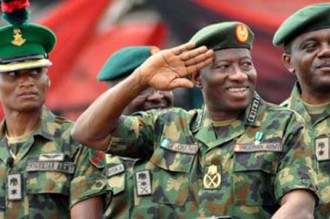 Nigeria: Goodluck change de Chef dÂ’Etat-major et révise la hiérarchie militaire 